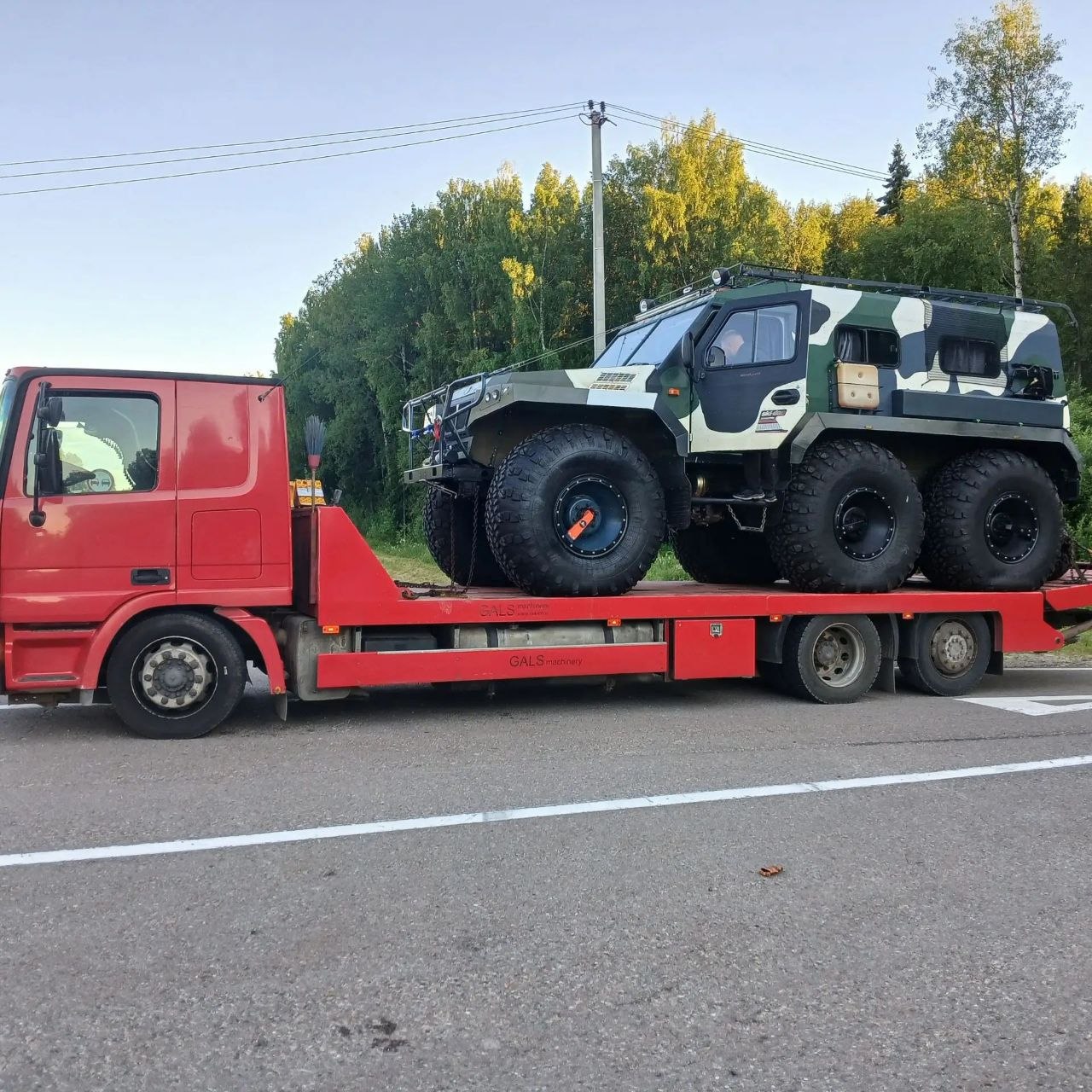 на эвакуаторе